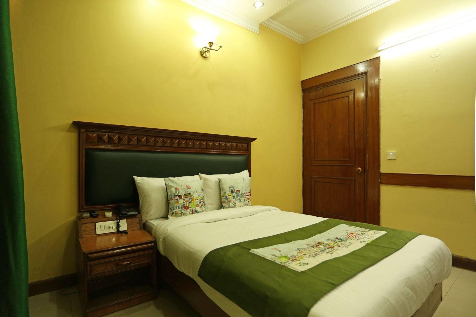 Oyo Rooms Kalkaji Mandir 新德里 外观 照片