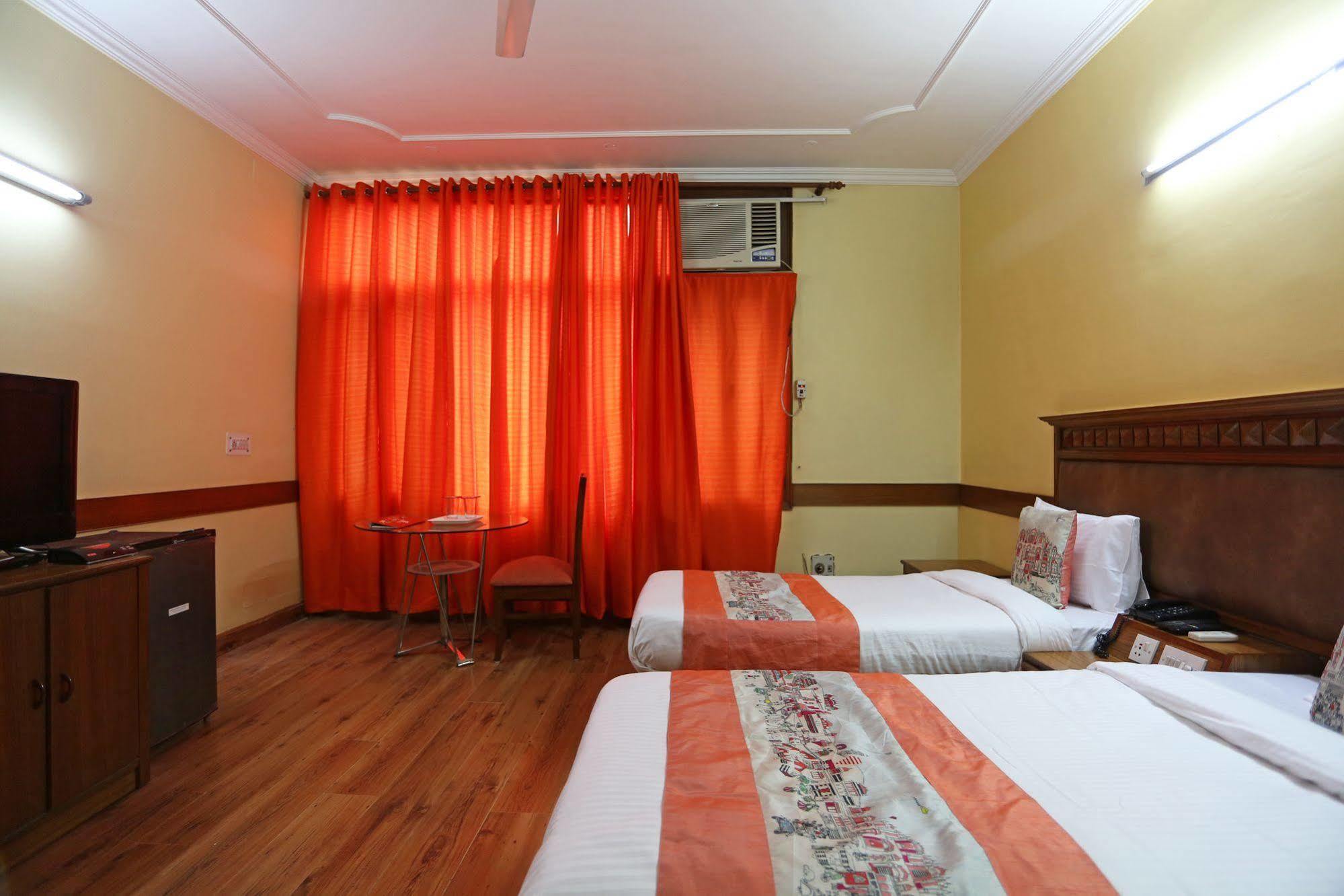 Oyo Rooms Kalkaji Mandir 新德里 外观 照片