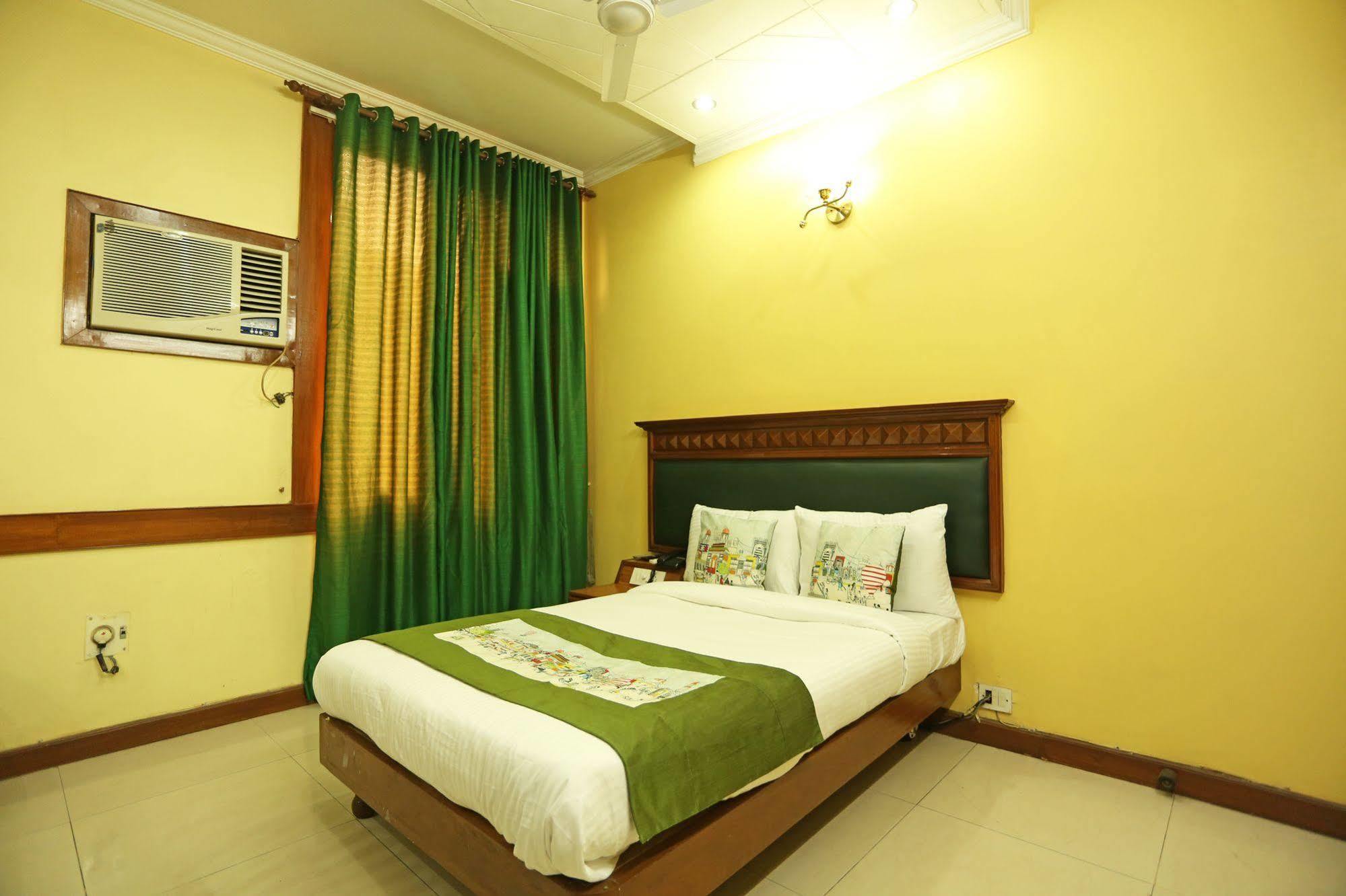 Oyo Rooms Kalkaji Mandir 新德里 外观 照片