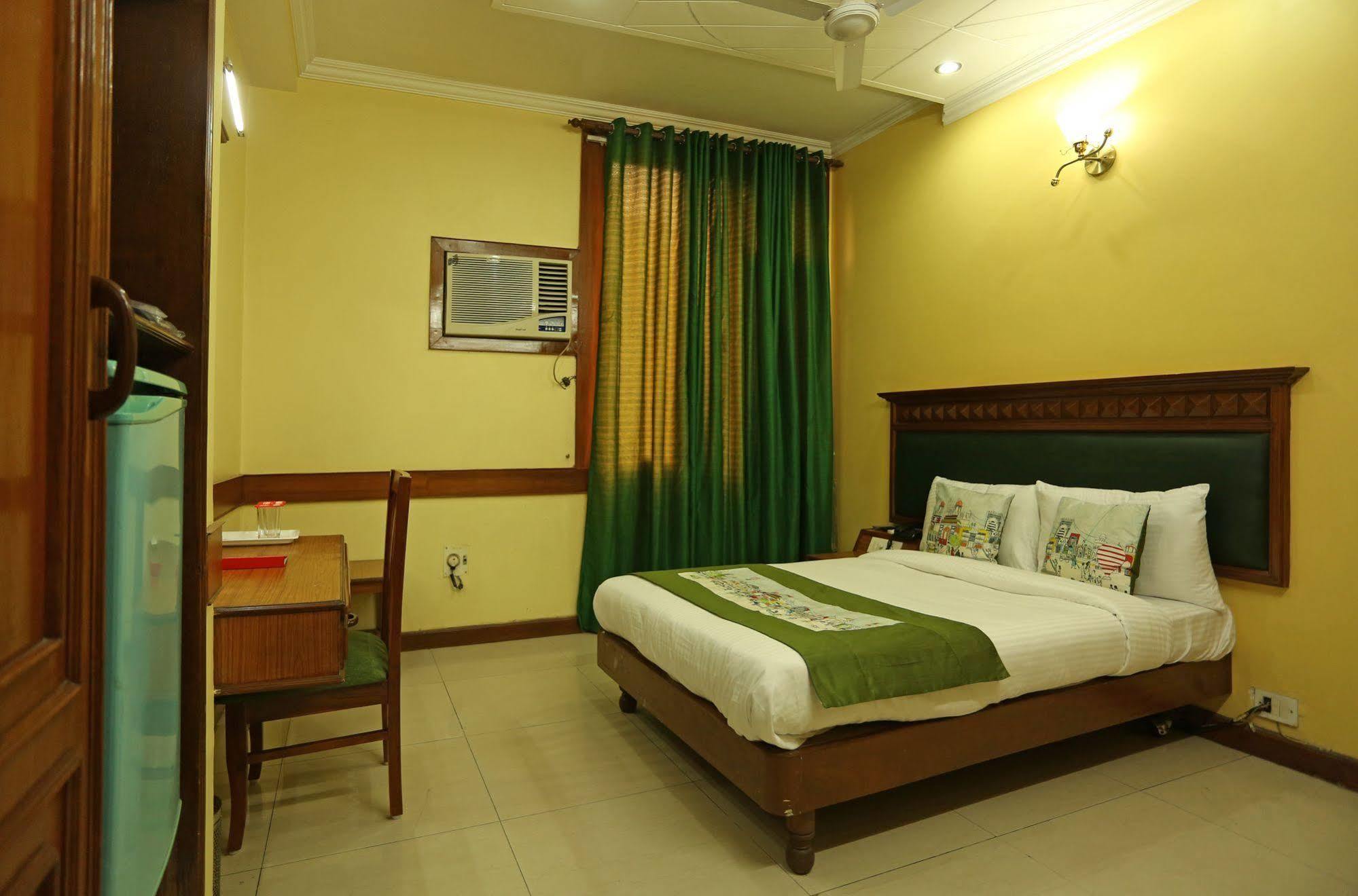 Oyo Rooms Kalkaji Mandir 新德里 外观 照片